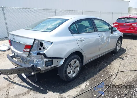 2015 Honda Civic Lx z USA, uszkodzony, nr VIN 19XFB2F58FE060742